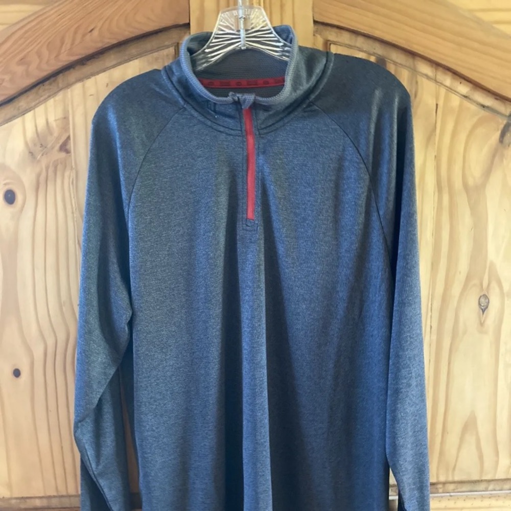Mens Tapout gray red 1/4 zip long sleeve lightweight pullover size L - NWT